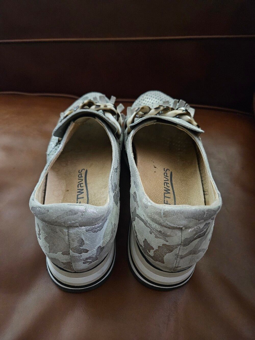 Softwaves Size 37 Metallic Camo Slip-on Platform Loafers Chain Fringe - Picture 7 of 9